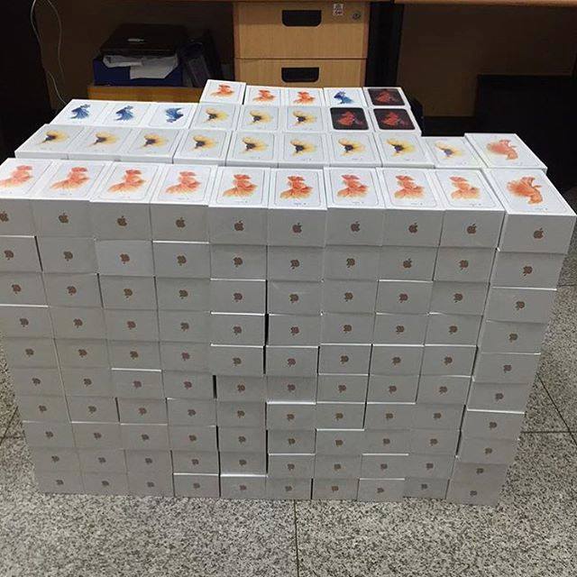 Venda: Apple iPhone 6s Plus - Samsung Galaxy S6 EDGE + y Scooter WhatsApp + 2348069638919